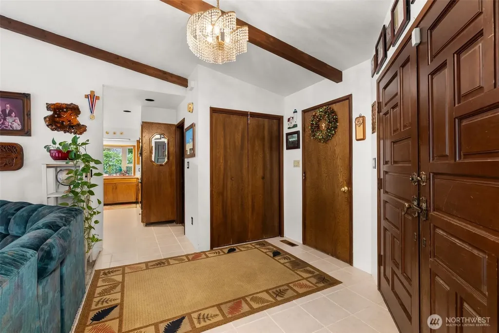 43 Hines Valley Road Raymond WA 98577