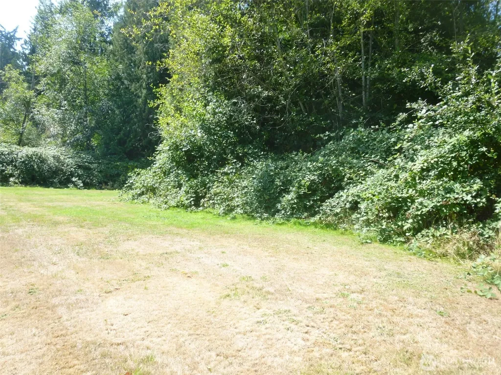 0 Larch Way Lynnwood WA 98036
