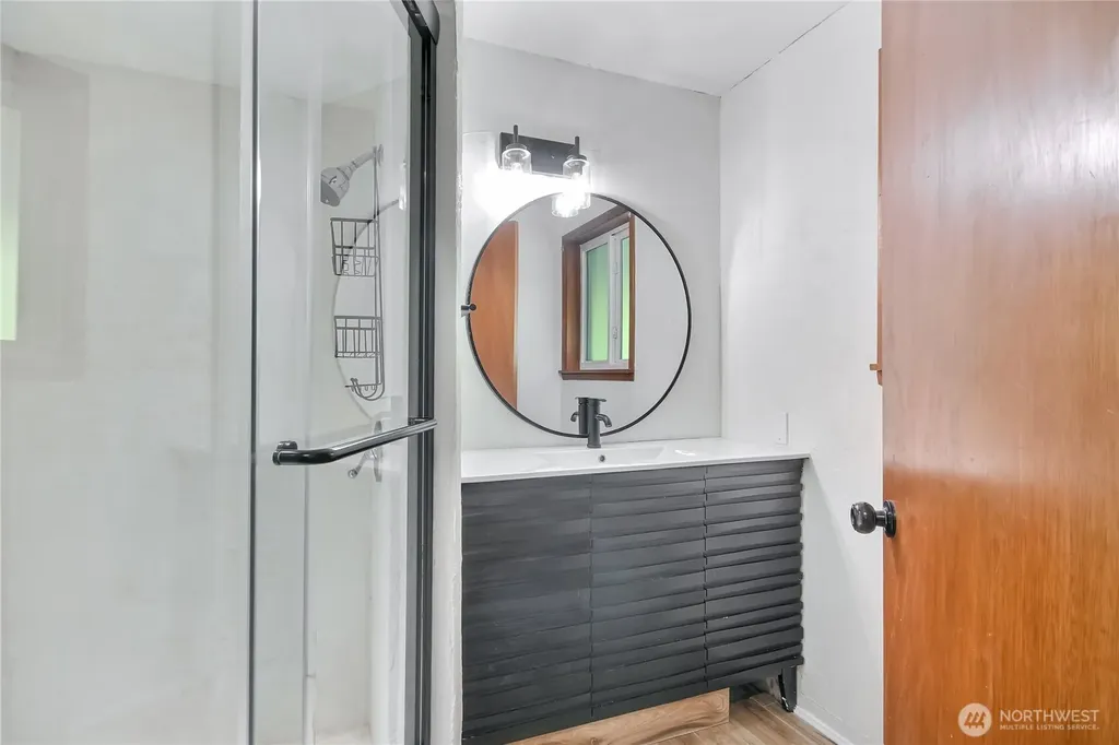 6902 Mount Tacoma Drive SW Lakewood WA 98499