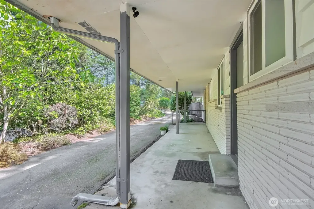 6902 Mount Tacoma Drive SW Lakewood WA 98499