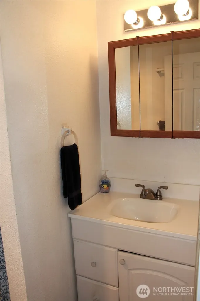 6439 S Clement Avenue Tacoma WA 98409