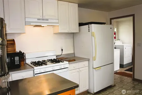 6439 S Clement Avenue Tacoma WA 98409