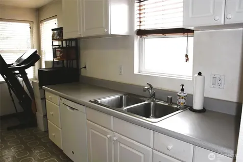6439 S Clement Avenue Tacoma WA 98409