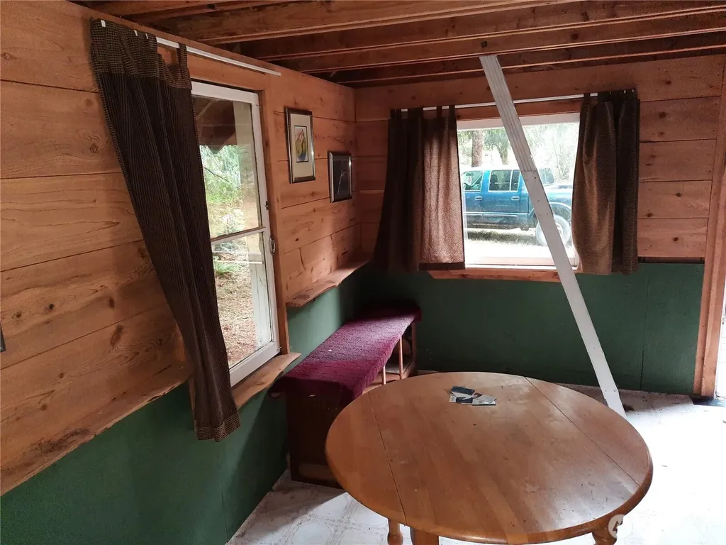 13816 White Falls Lane Concrete WA 98237