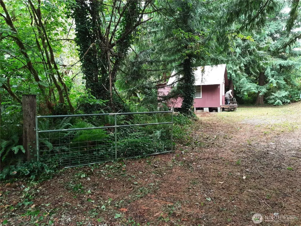 13816 White Falls Lane Concrete WA 98237