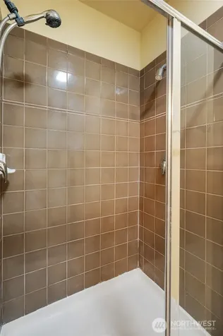 2901 NE Blakeley Street Seattle WA 98105
