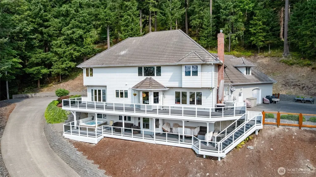 24123 Old Day Creek Road Sedro Woolley WA 98284