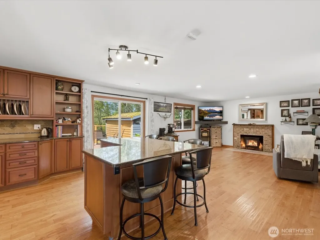 15115 78th Ave NE Kenmore WA 98028