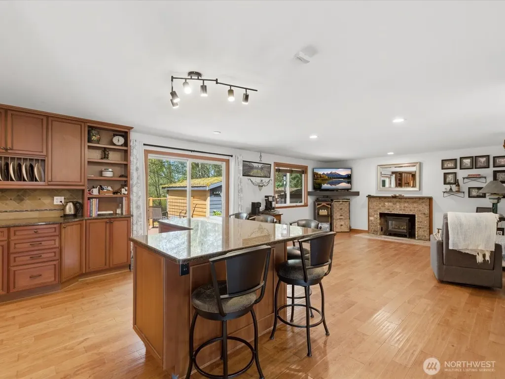 15115 78th Ave NE Kenmore WA 98028