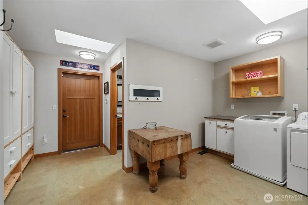 15115 78th Ave NE Kenmore WA 98028