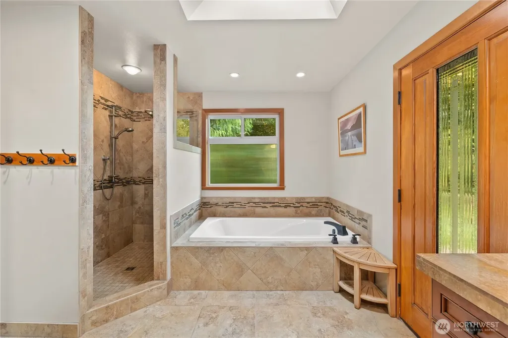 15115 78th Ave NE Kenmore WA 98028