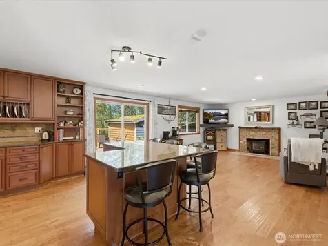 15115 78th Ave NE Kenmore WA 98028