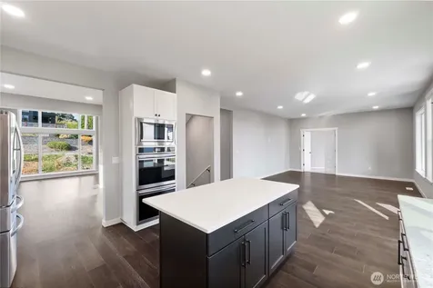 12124 50th Street Ct E Puyallup WA 98372