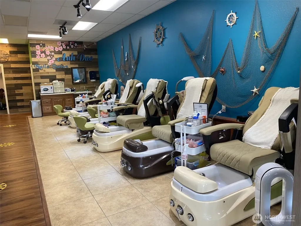 14007 Highway 99 Lynnwood WA 98087