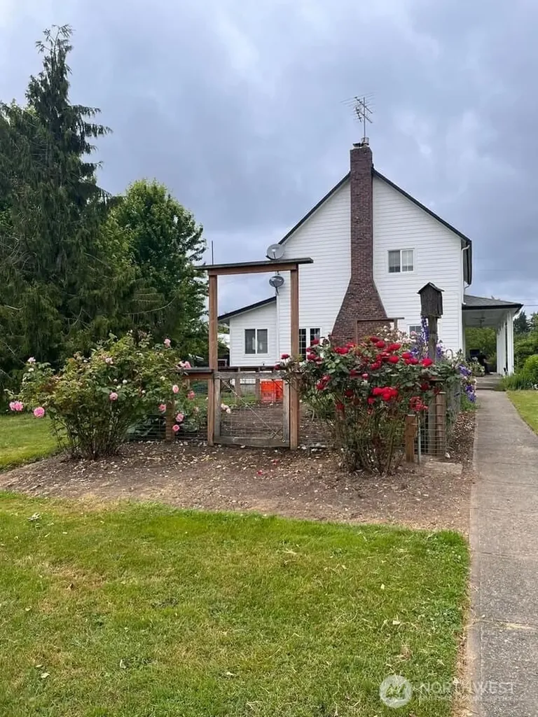 32002 48th Avenue S Roy WA 98580