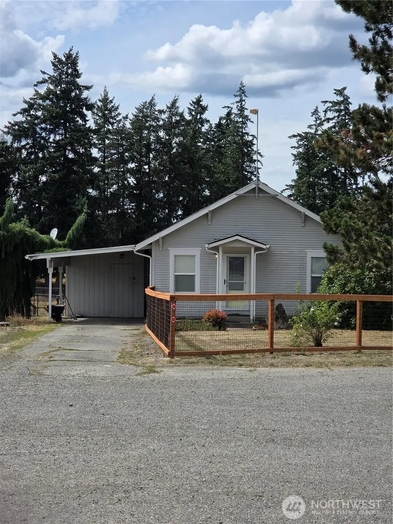 32002 48th Avenue S Roy WA 98580