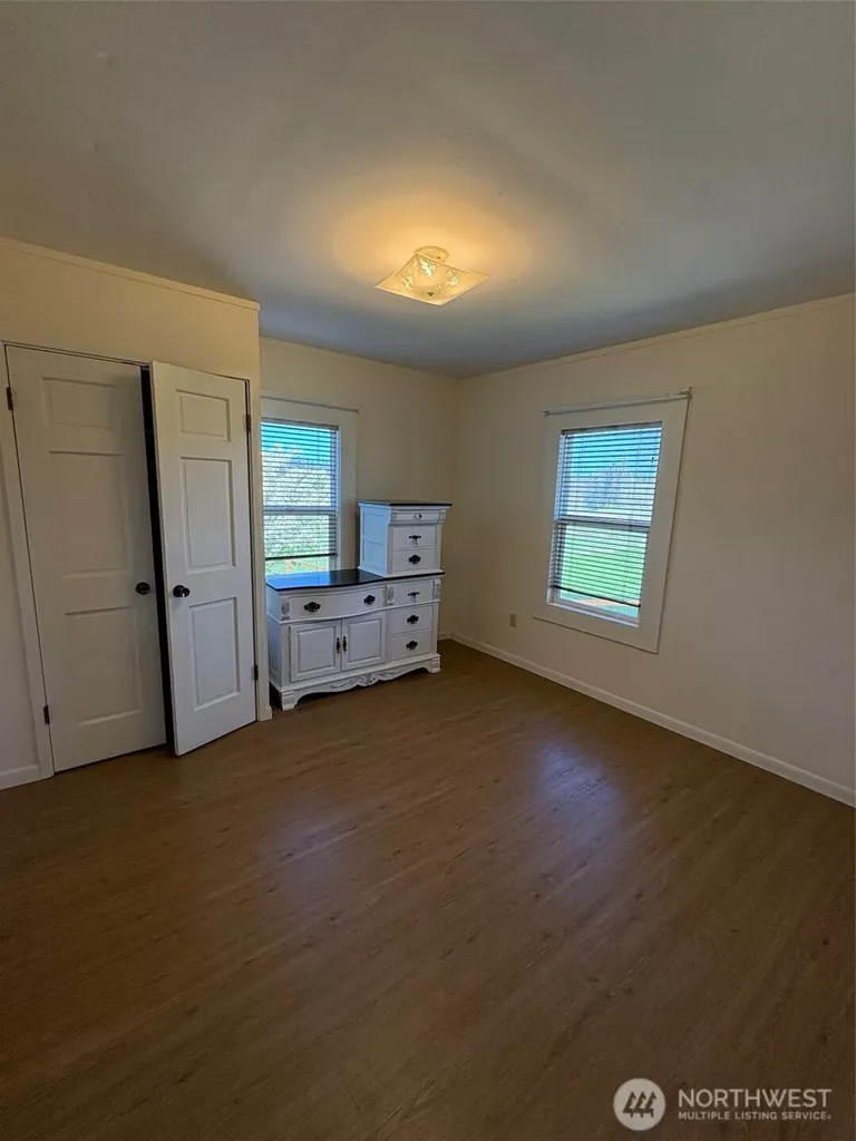 32002 48th Avenue S Roy WA 98580