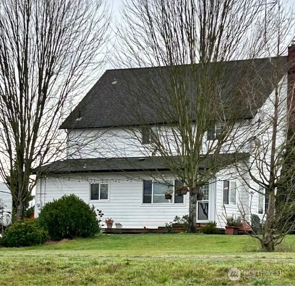 32002 48th Avenue S Roy WA 98580