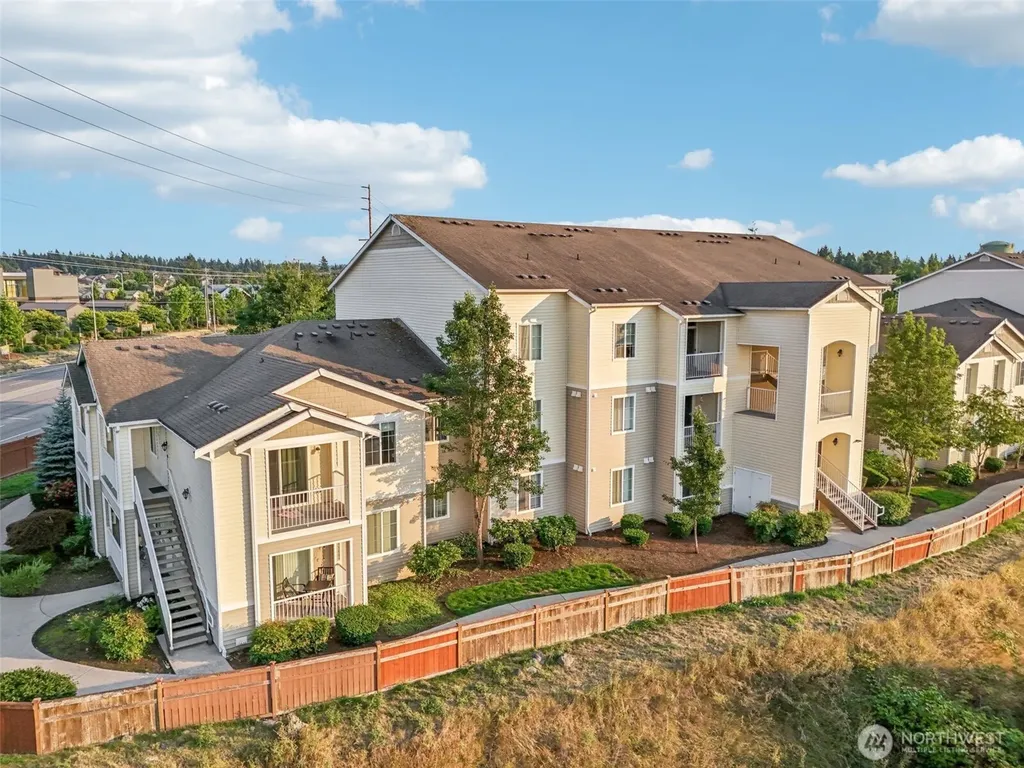 10113 186th Street E Puyallup WA 98375