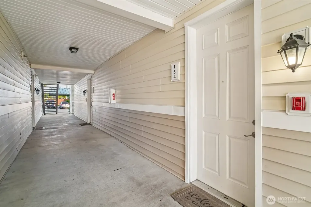 10113 186th Street E Puyallup WA 98375