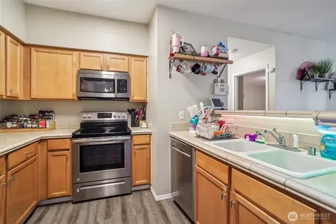 10113 186th Street E Puyallup WA 98375