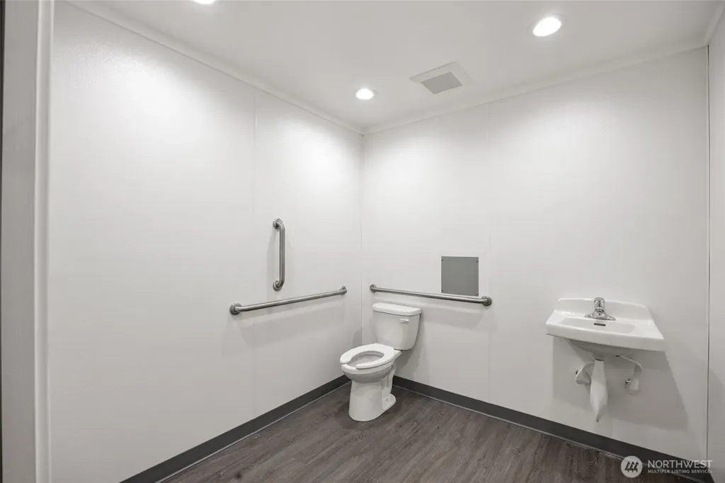 221 S Hamilton Road Moses Lake WA 98837