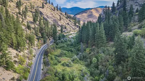 8979 Olalla Canyon Road Cashmere WA 98815