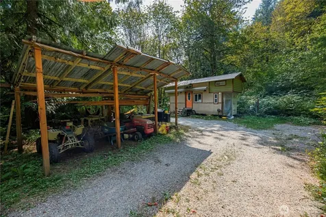 9305 312th Avenue SE Issaquah WA 98027