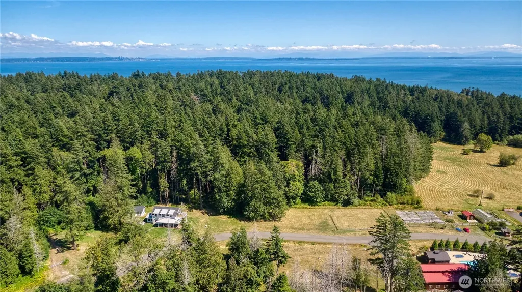 58 Seabright Loop Point Roberts WA 98281