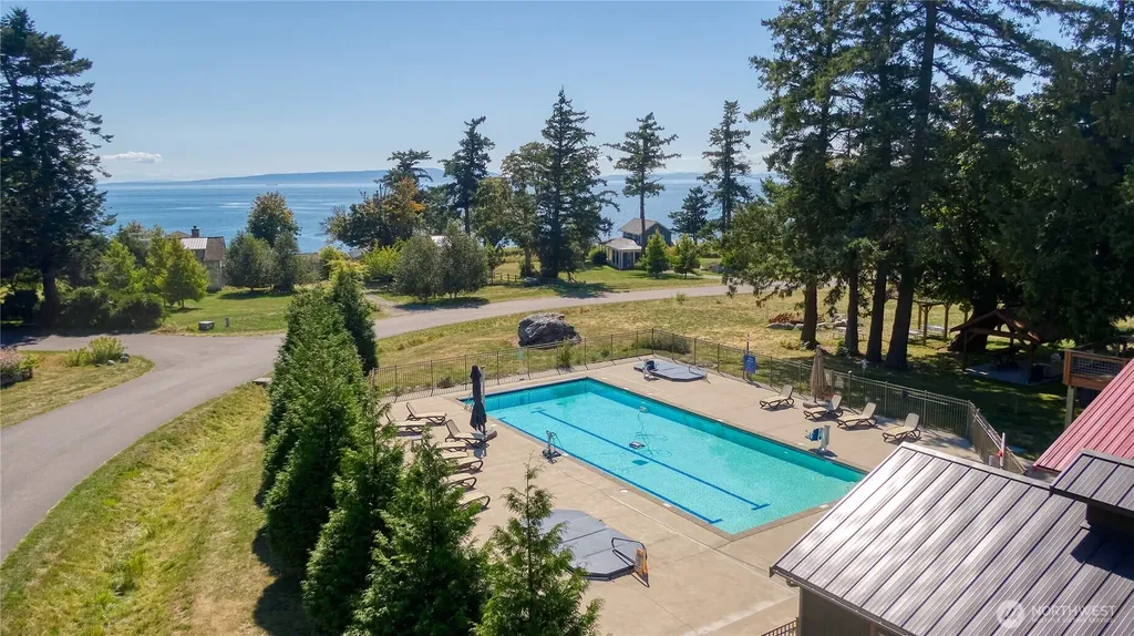 58 Seabright Loop Point Roberts WA 98281