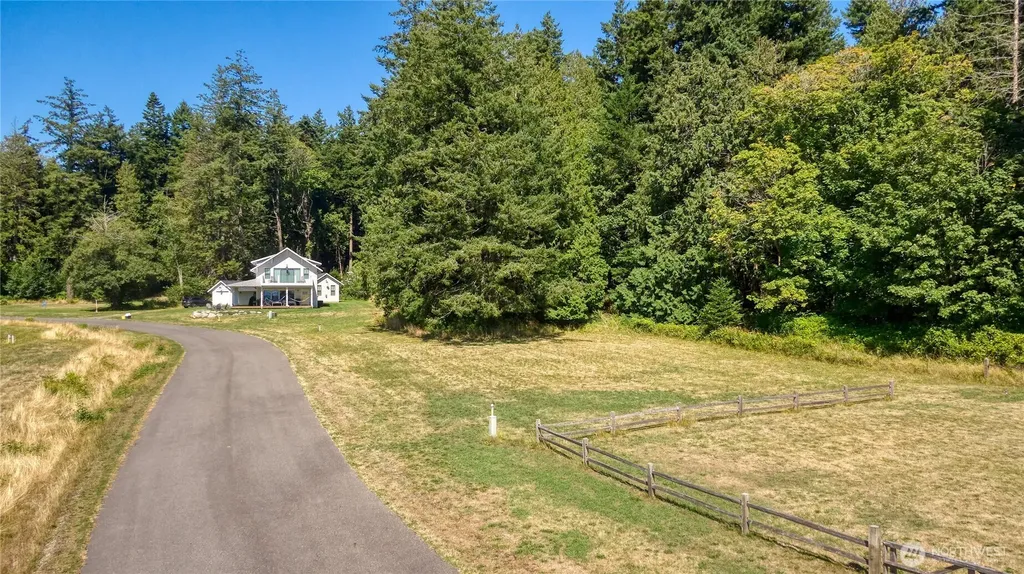 58 Seabright Loop Point Roberts WA 98281