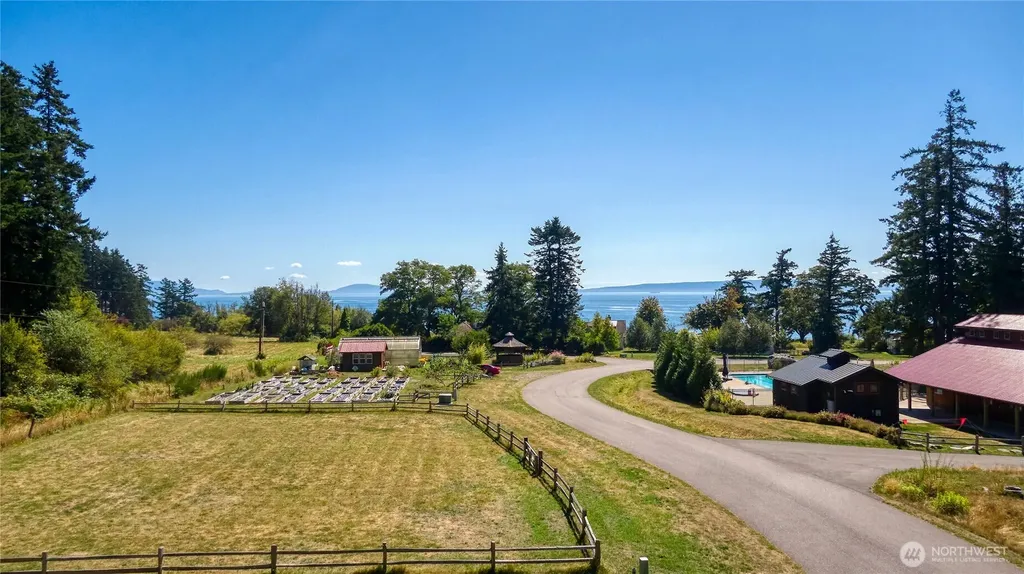 58 Seabright Loop Point Roberts WA 98281