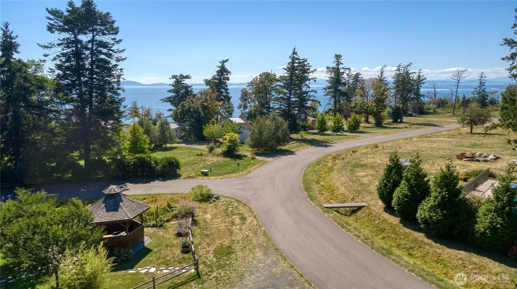 58 Seabright Loop Point Roberts WA 98281