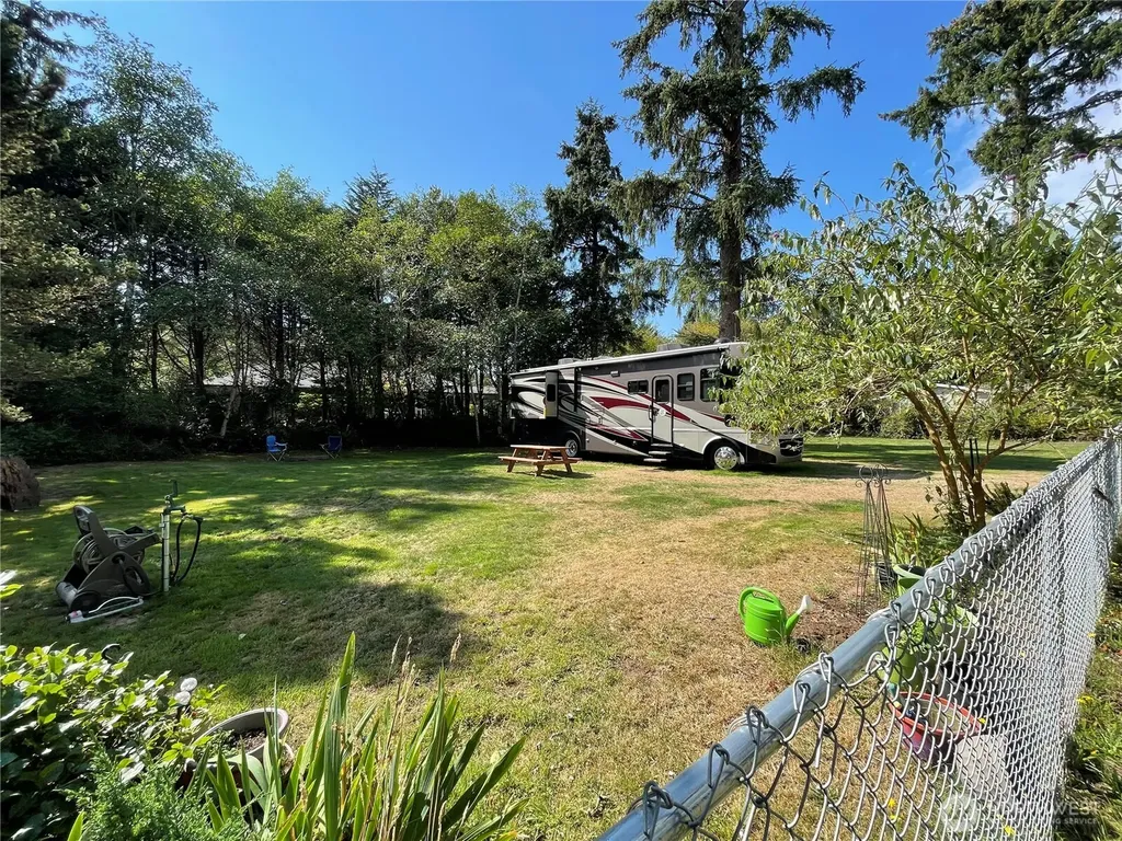 783 Evergreen Avenue SE Ocean Shores WA 98569