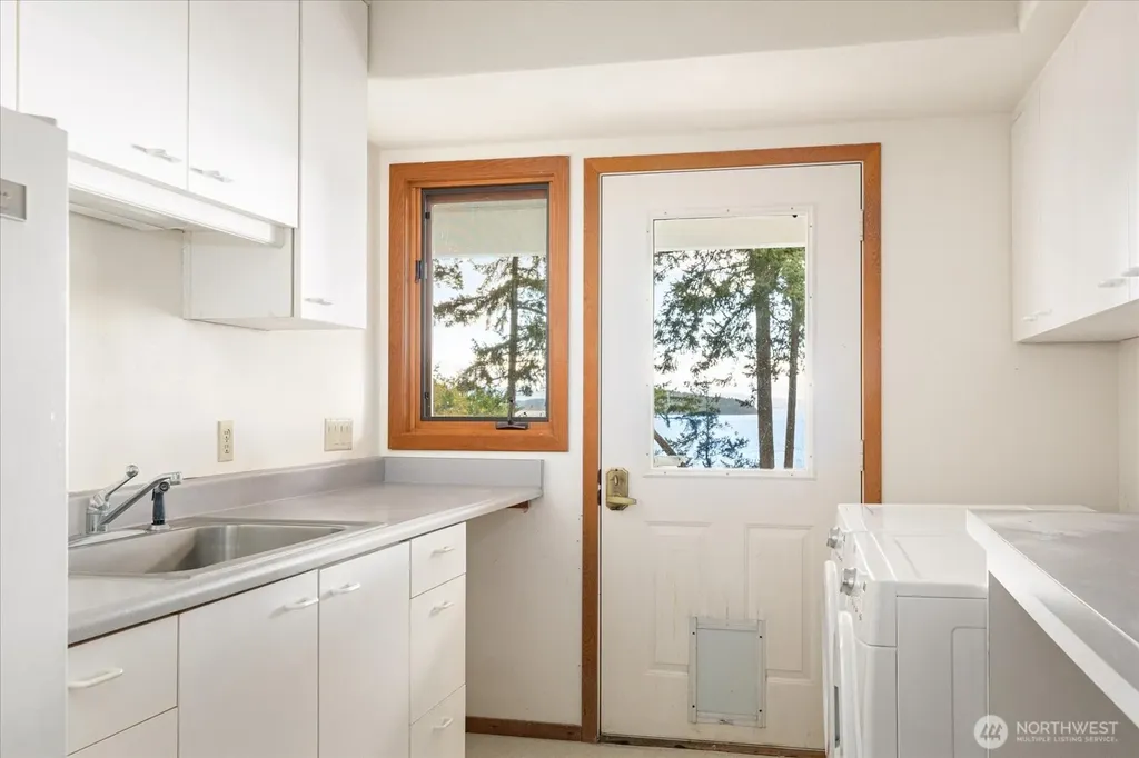 4486 Villarreal Lane Oak Harbor WA 98277