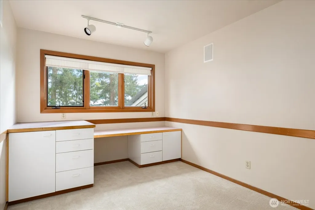 4486 Villarreal Lane Oak Harbor WA 98277