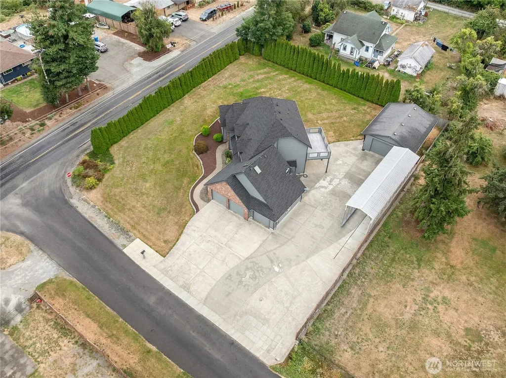 6914 86th Street E Puyallup WA 98371