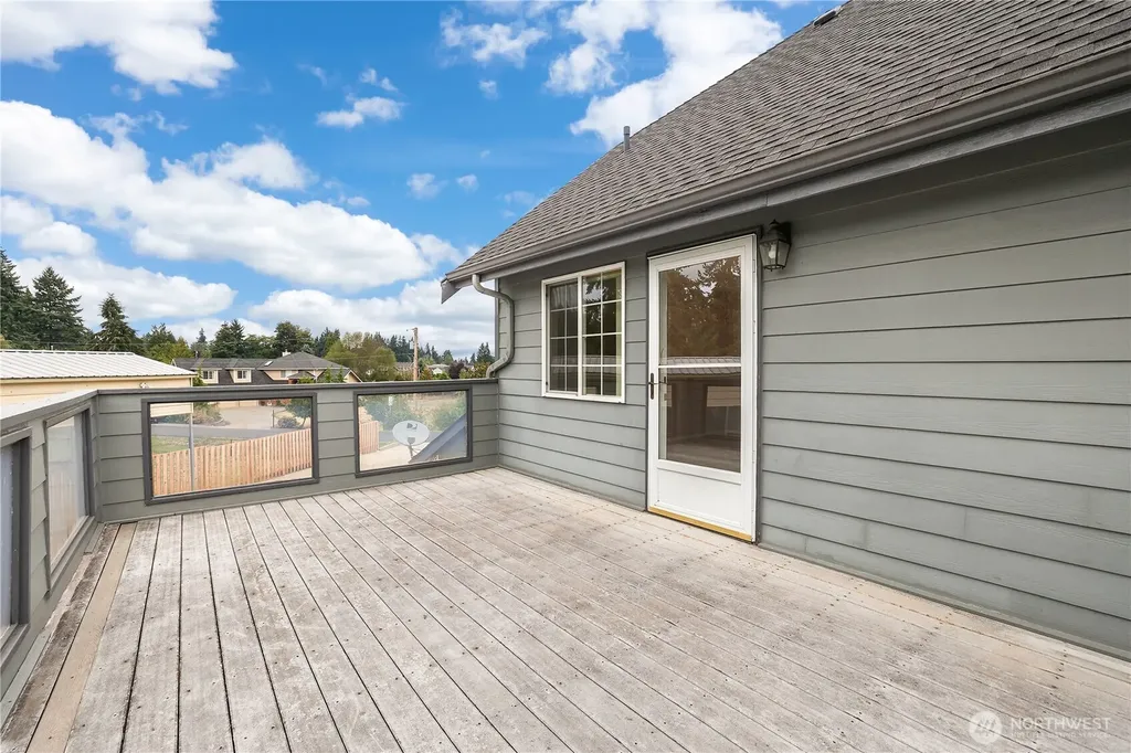 6914 86th Street E Puyallup WA 98371