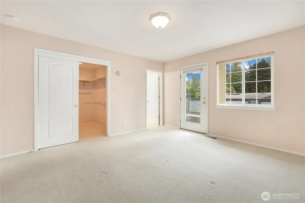 6914 86th Street E Puyallup WA 98371