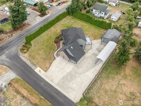 6914 86th Street E Puyallup WA 98371