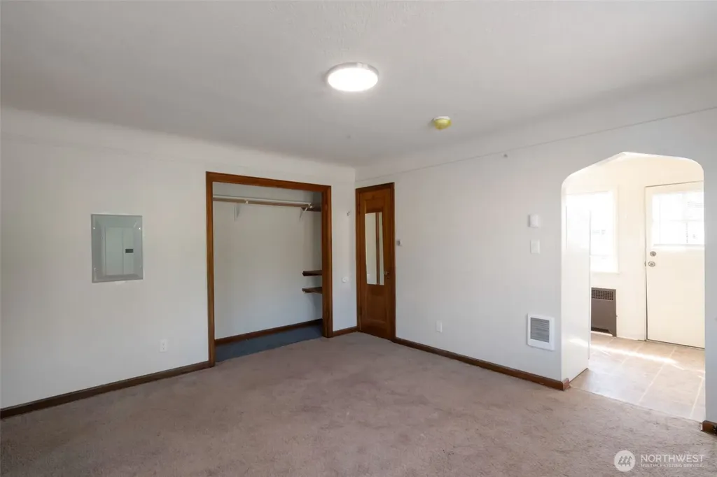 2135 4th Street Bremerton WA 98312