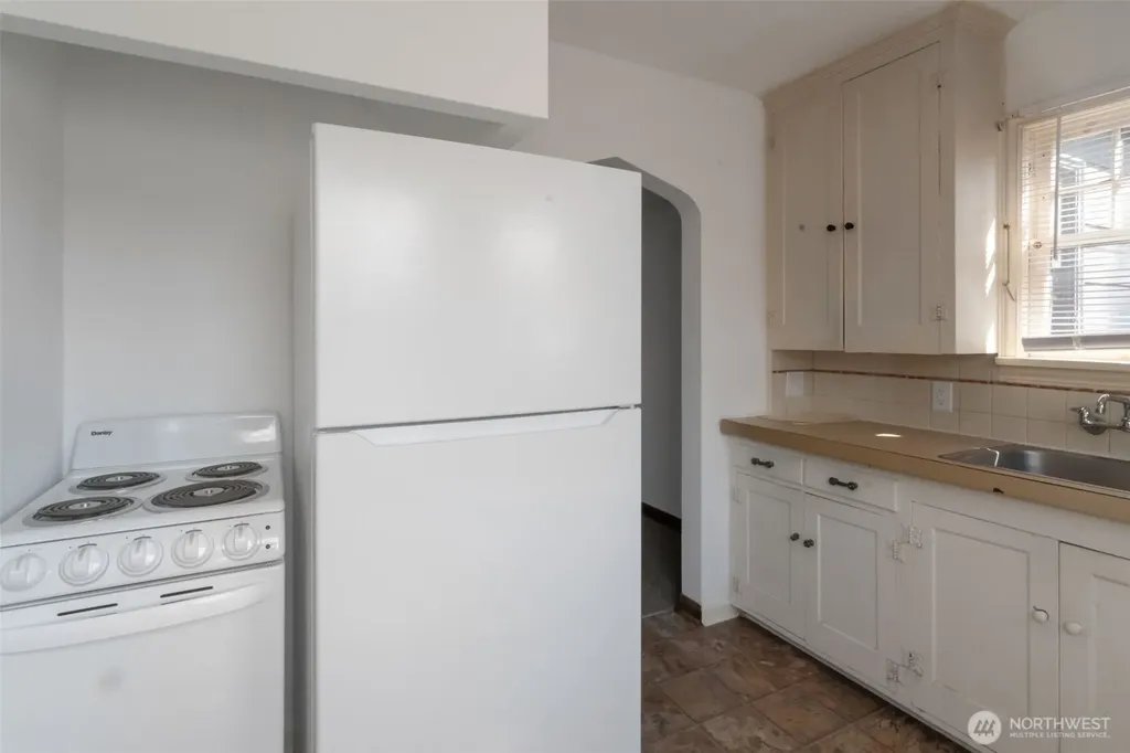 2135 4th Street Bremerton WA 98312