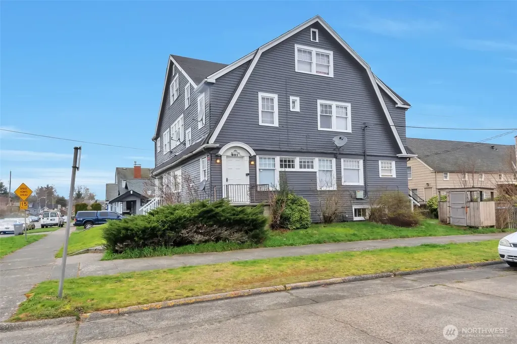 801 Veneta Avenue Bremerton WA 98337