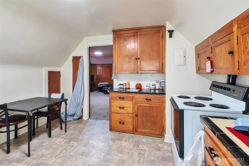 801 Veneta Avenue Bremerton WA 98337