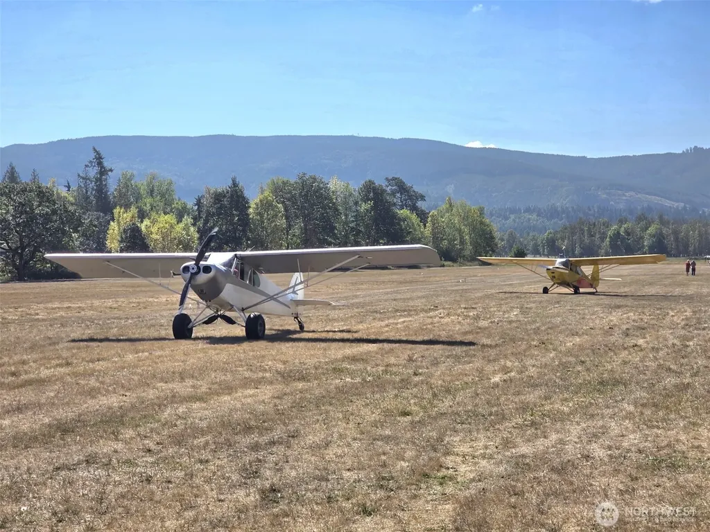 19441 Cougar Mountain Airport Road SE Yelm WA 98597