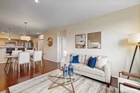 2960 SW Raymond Street Seattle WA 98126