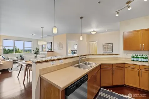 2960 SW Raymond Street Seattle WA 98126
