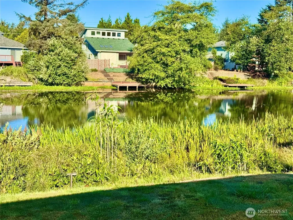 333 Canal Drive NE Ocean Shores WA 98569