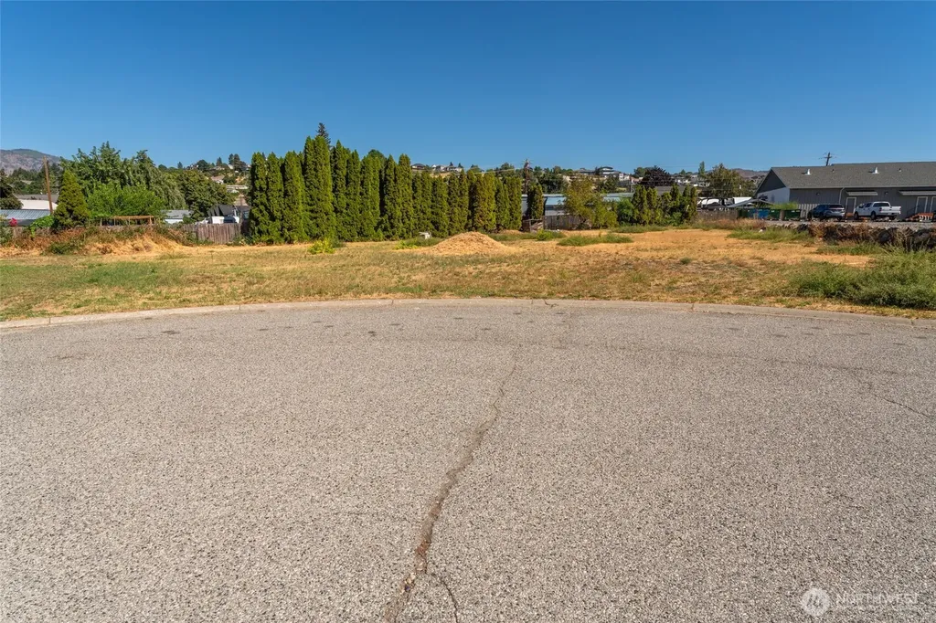 1 Wapato Court Manson WA 98831