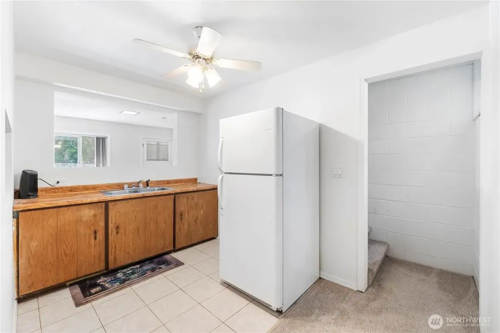 4803 Military Road E Tacoma WA 98446